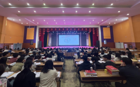 新华网报道：高途医考创护士执业资格考证新纪录