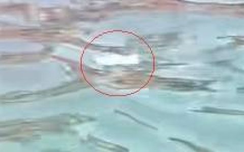 贵州一水上乐园水池中飘着卫生巾，园区回应：会加强检测