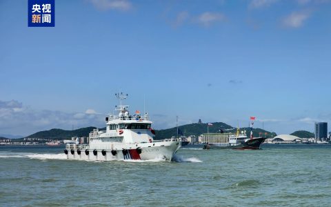 东海万艘渔船开捕！“2025护航开渔行动”启动