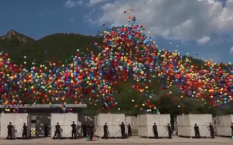 天安门广场放飞气球可完全降解：8万只气球将同时升空