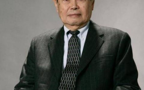 沉痛悼念深切缅怀杨振宁先生