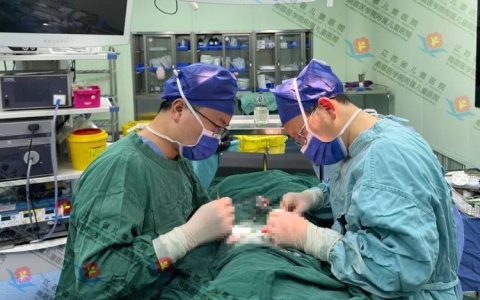 10岁男童性早熟，原因曝光，家长赶紧自查