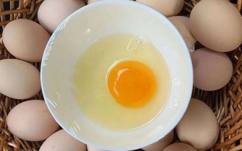 一天吃40个鸡蛋？别学！吃鸡蛋六大误区，很多人天天在犯