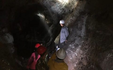 我国发现全新矿物！中文名“金秀矿”