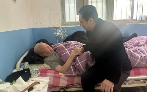 徐书安：百岁父亲一声唤，我才懂孝道是归途