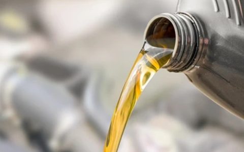 高盛上调油价预期：霍尔木兹海峡若封锁至3月底 油价恐超越2008年峰值