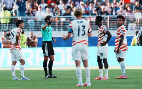 禁赛暂缓执行 美国队巴洛贡将出战世界杯16强赛